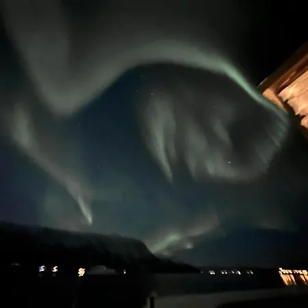 Дом отдыха Malangen Arctic Sealodge 10