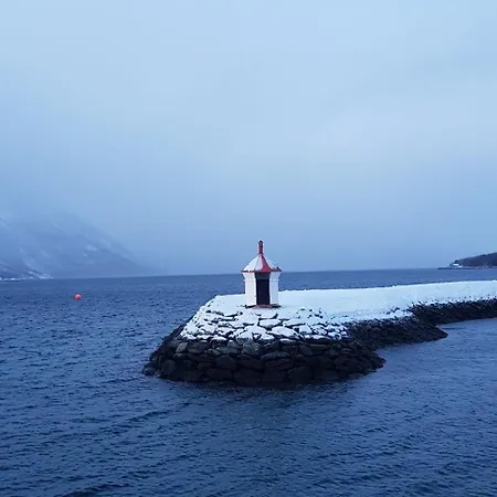 Semesterbostad Malangen Arctic Sealodge 10