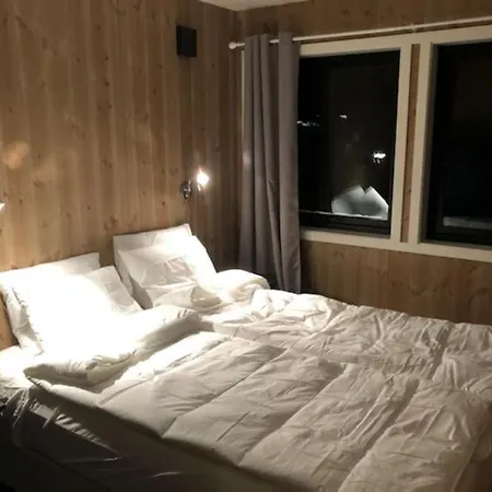 Дом отдыха Malangen Arctic Sealodge 10 Мейстервик