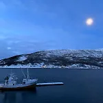 Malangen Arctic Sealodge 10 Casa de Férias Mestervik